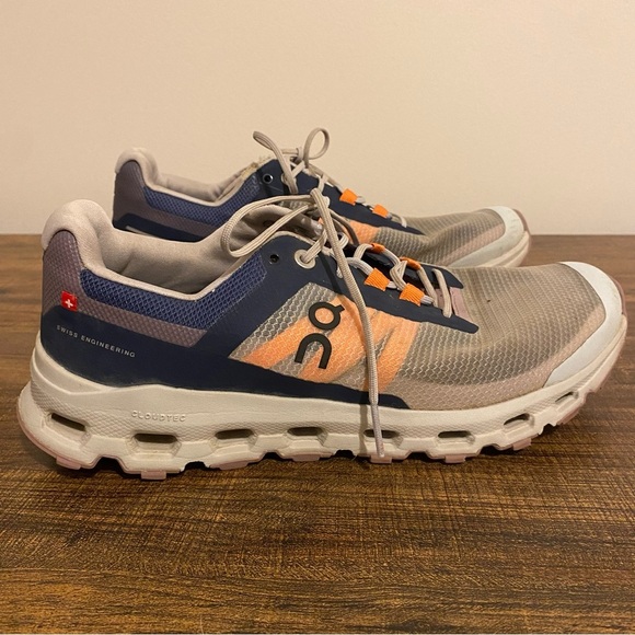 OnCloud Navy Blue and Orange Running Shoes size 7.5 - Picture 1 of 8